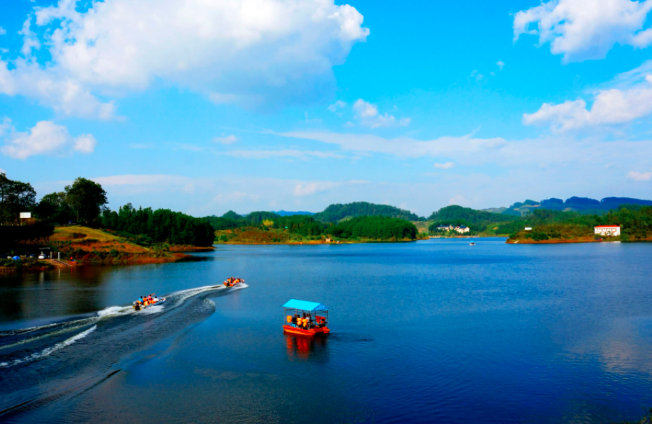 黎香湖旅游攻略_黎香湖在哪里_攻略旅游黎香湖路線