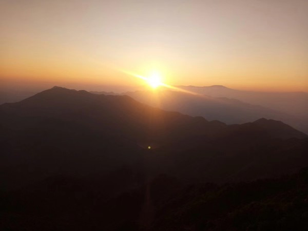 黃草鎮景點攻略_去黃草鎮哪里住宿好_東江湖黃草鎮旅游攻略